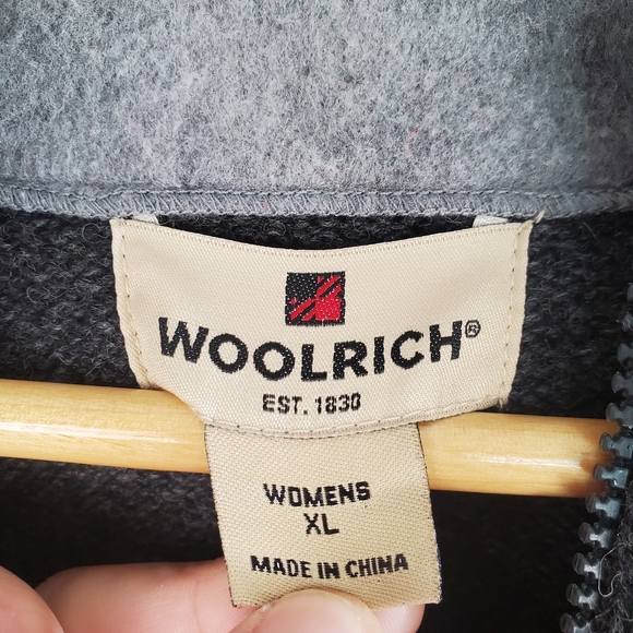 Woolrich Women's Gray & Red Patterned Turtleneck Sweater. Quarter Zip. XL. 0120 - Picture 3 of 10